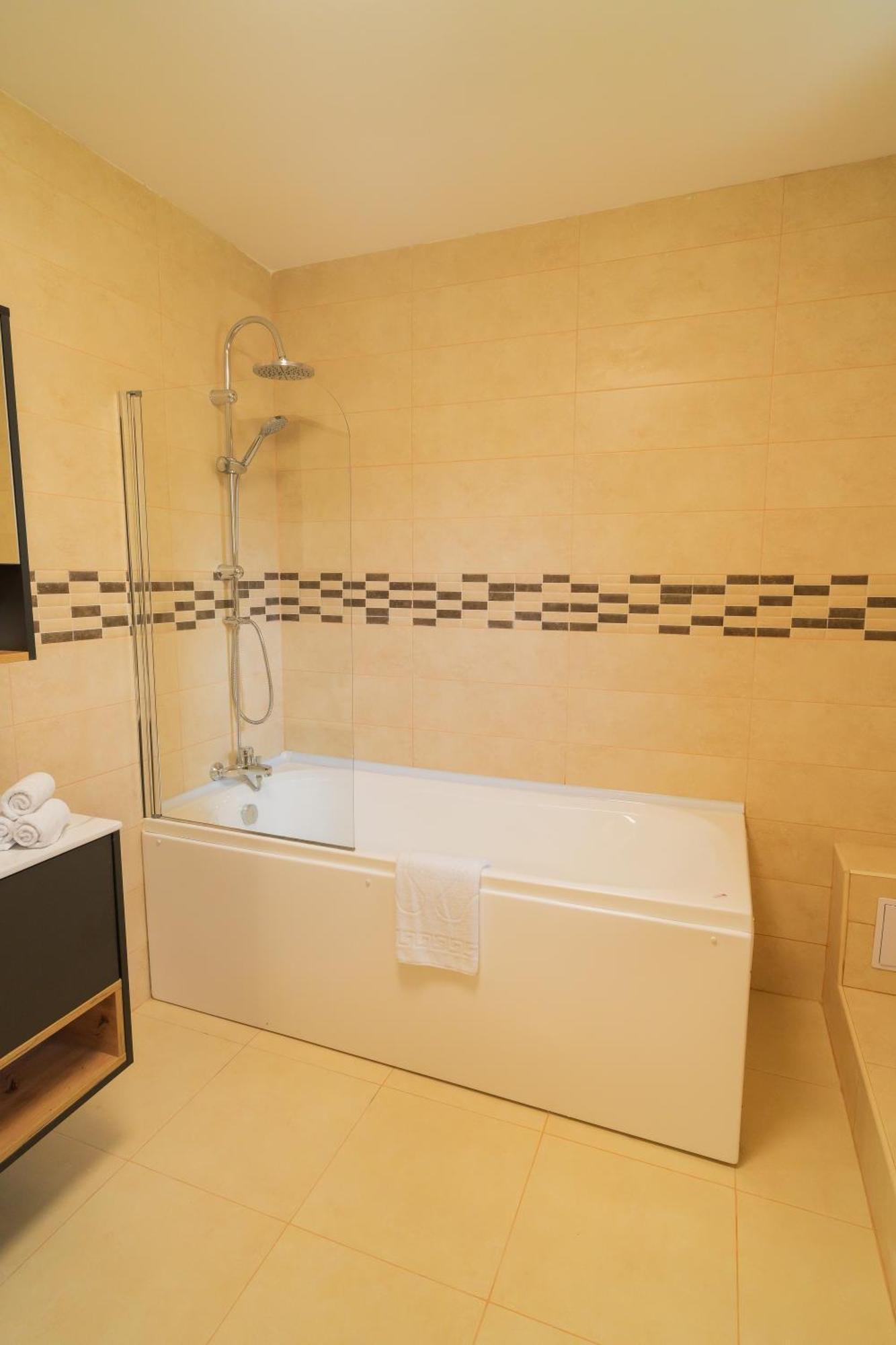 Ndl Apartaments Клуж-Напока Екстериор снимка