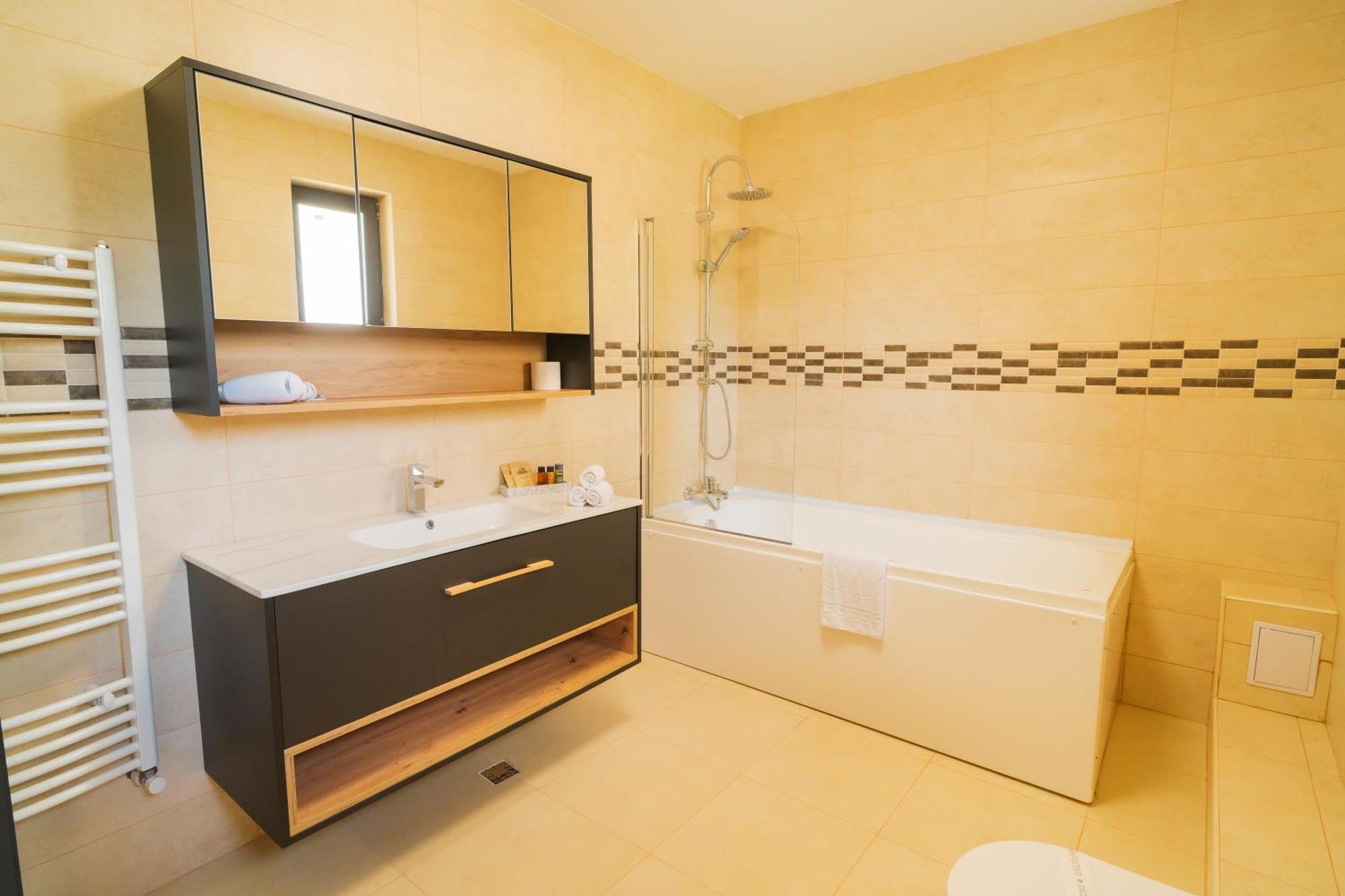 Ndl Apartaments Клуж-Напока Екстериор снимка